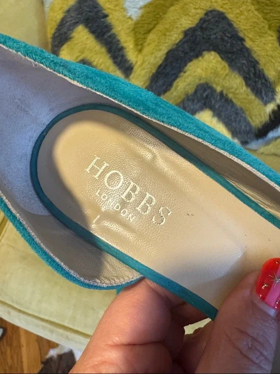 Teal Suede Mid-Heel Pumps - Picture 8 of 15